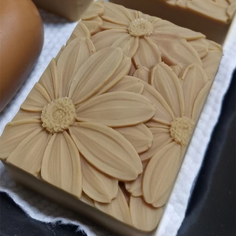 Newest!!!3d Elegant Sunflower  - огляд і ціна Soap Mold Silicone Loaf